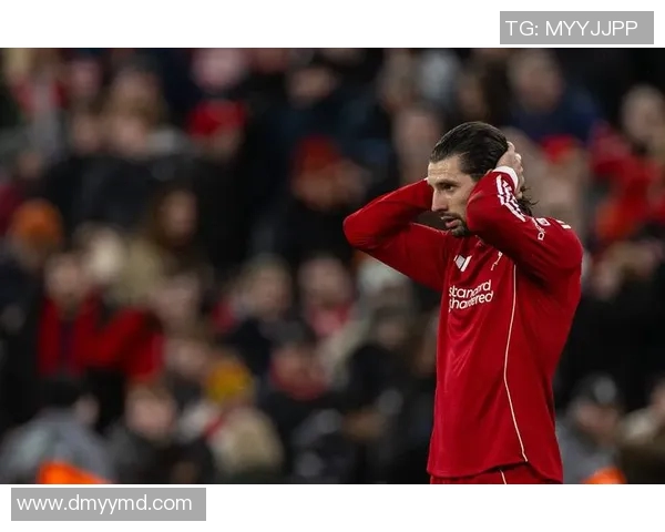 2020年利物浦与热刺巅峰对决海报展现足球激情与荣耀之战